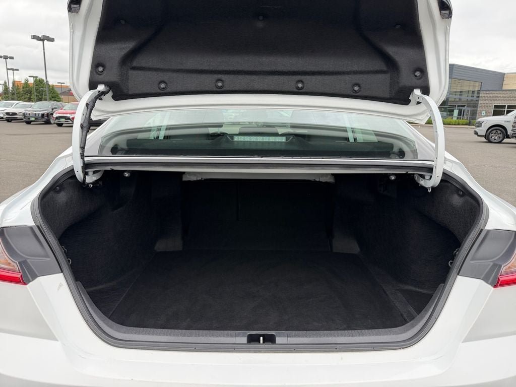 Used 2025 Toyota Camry SE FWD image 22