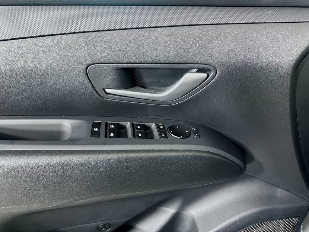 Certified 2026 Hyundai Santa Cruz SEL FWD image 23
