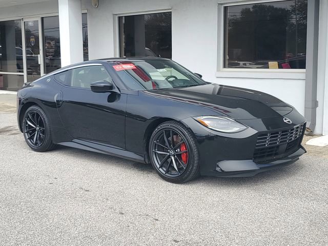 Certified 2024 Nissan Z Performance w/ Floor Mat Package image 32