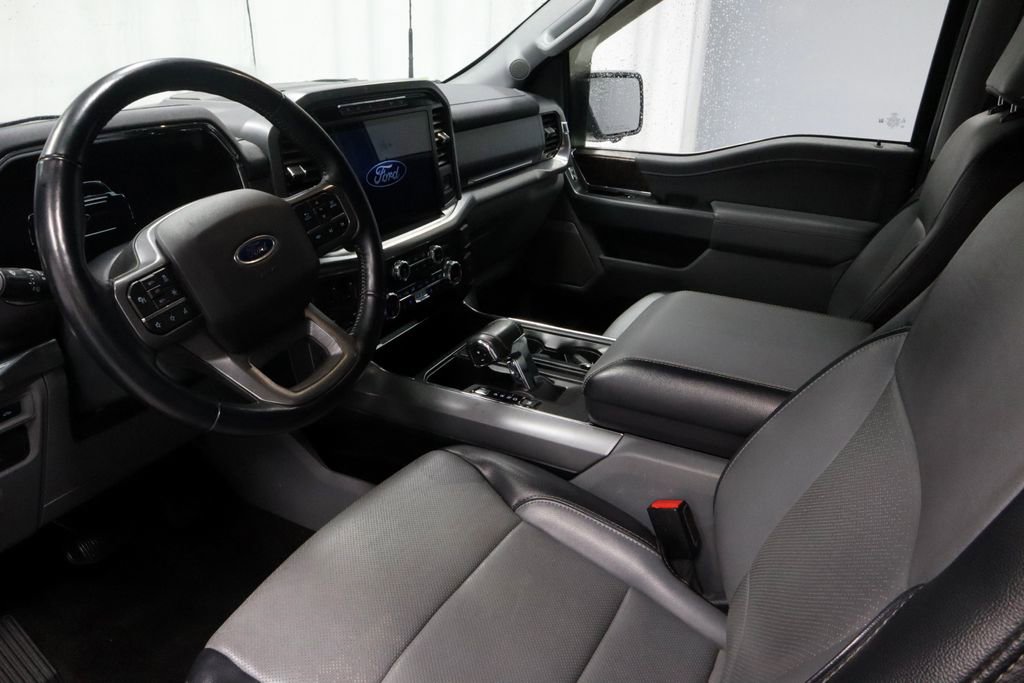 Certified 2021 Ford F150 Lariat w/ Equipment Group 502A High image 25