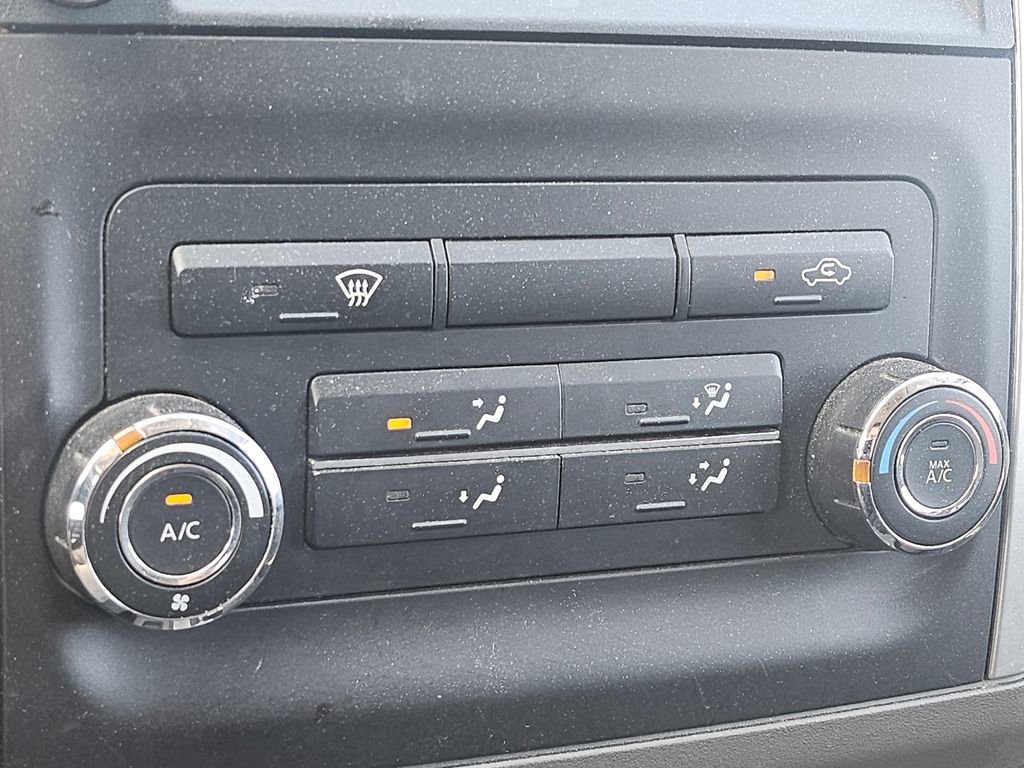 Used 2019 Nissan Frontier SV image 31