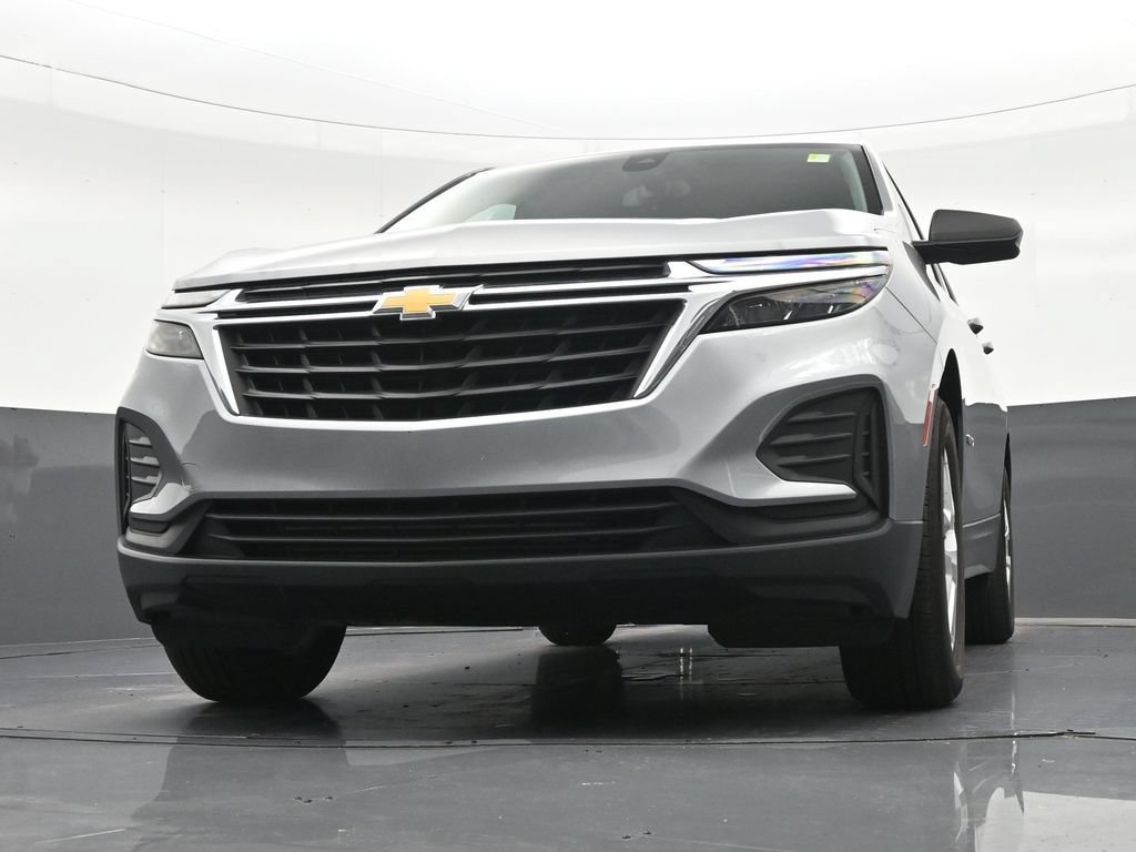 Used 2024 Chevrolet Equinox LS w/ Driver Confidence II Package FWD image 30