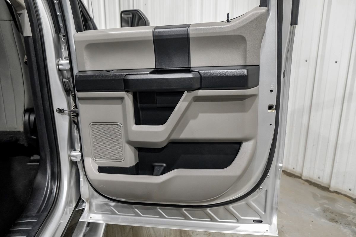 Used 2018 Ford F350 XL w/ STX Appearance Package RWD image 42