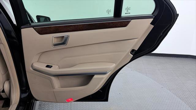Used 2016 Mercedes-Benz E 350 Sedan image 21
