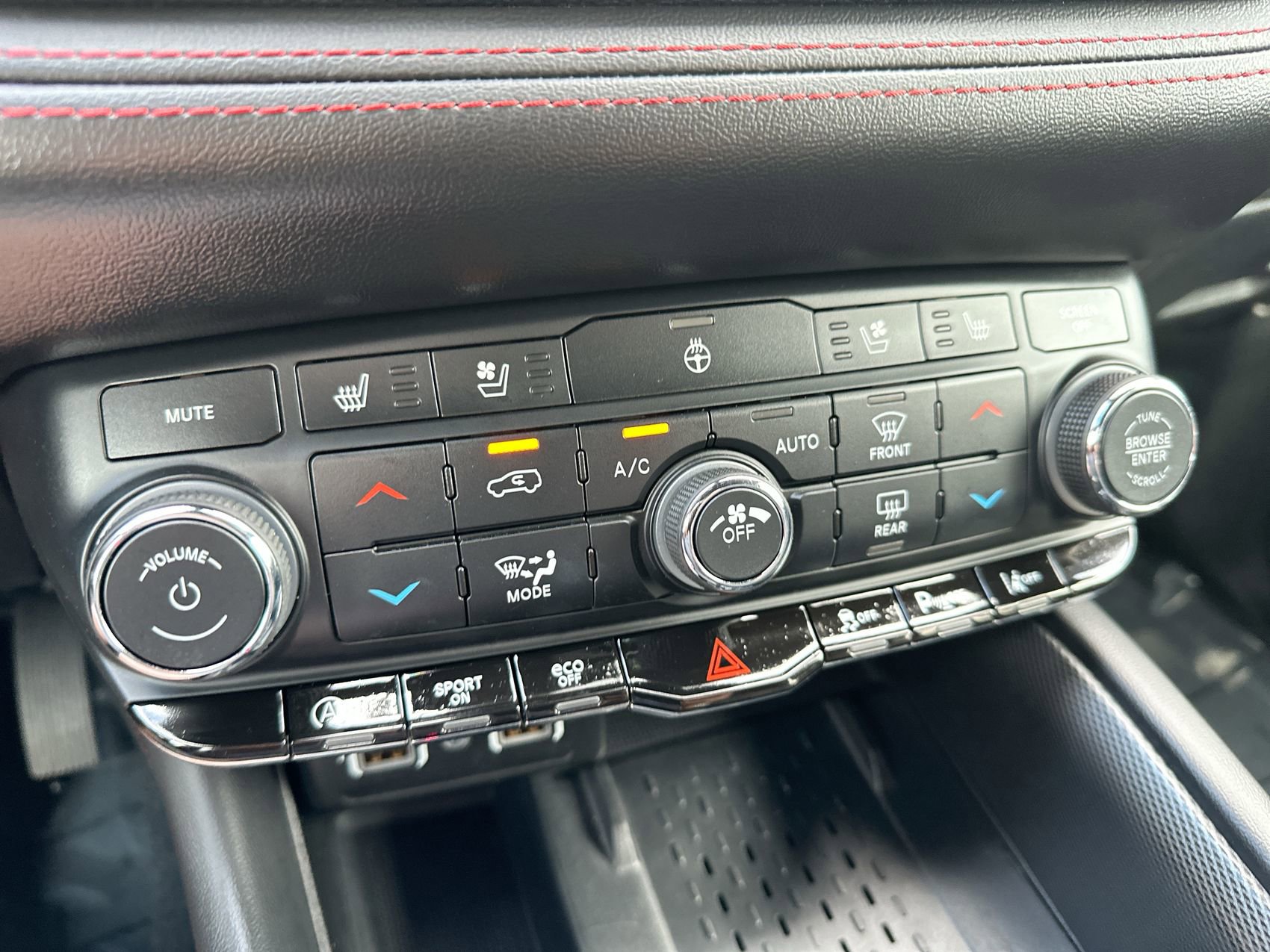 Used 2026 Dodge Durango GT AWD/4WD image 19