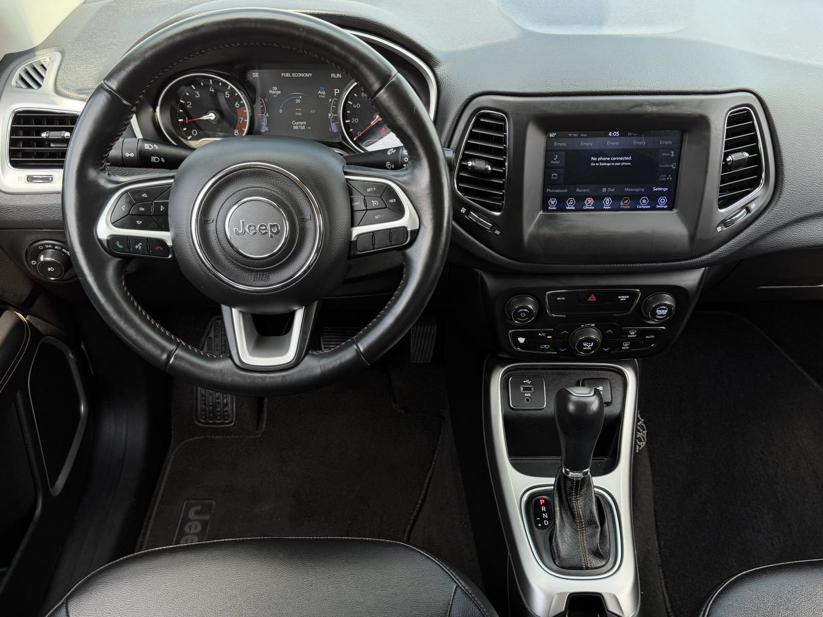 Used 2018 Jeep Compass Latitude w/ Popular Equipment Group FWD image 13