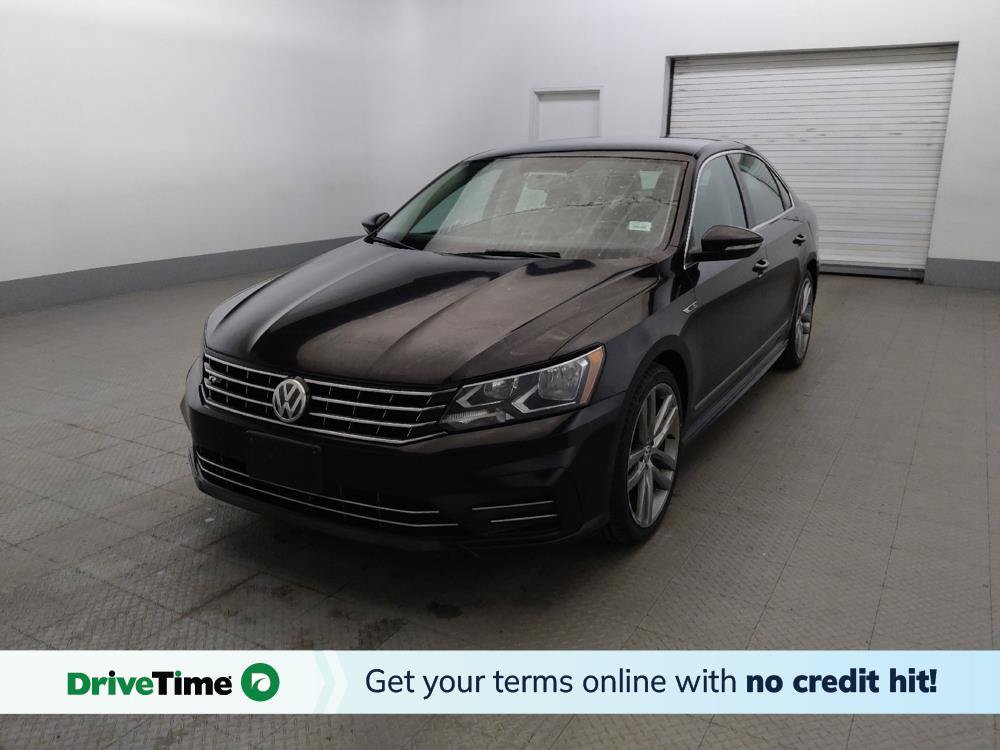 Used 2017 Volkswagen Passat 1.8T R-Line FWD image 1