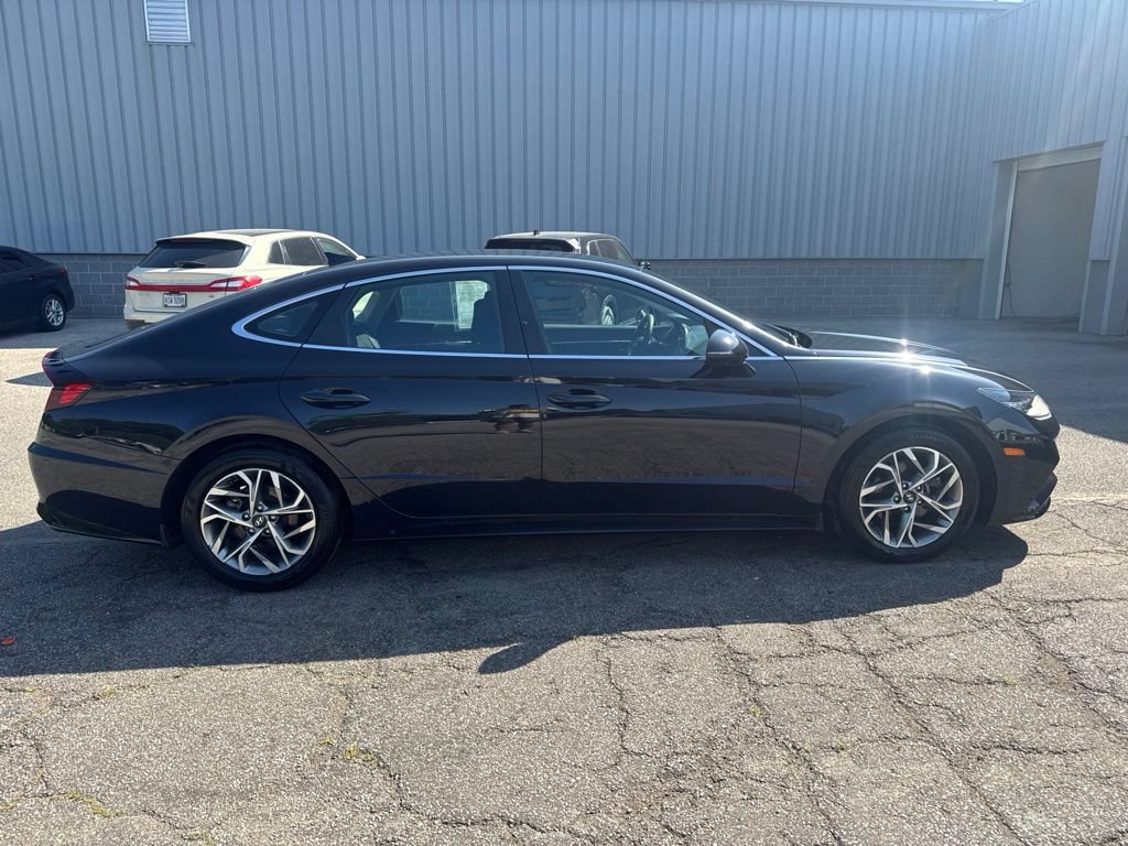 Used 2023 Hyundai Sonata SEL FWD image 4
