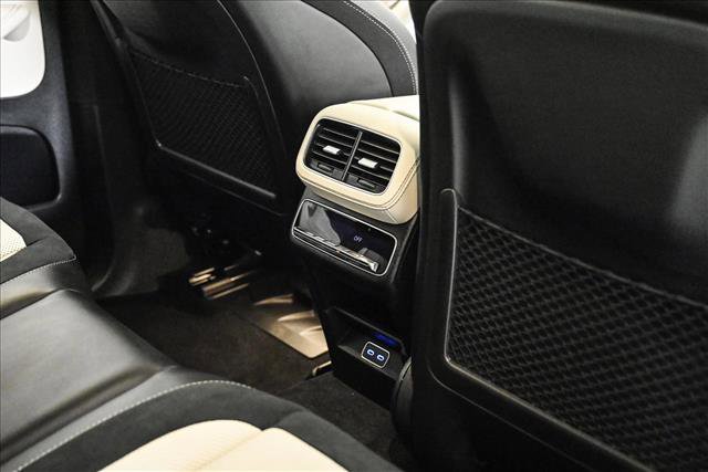New 2026 Mercedes-Benz GLE 53 AMG 4MATIC Coupe image 19