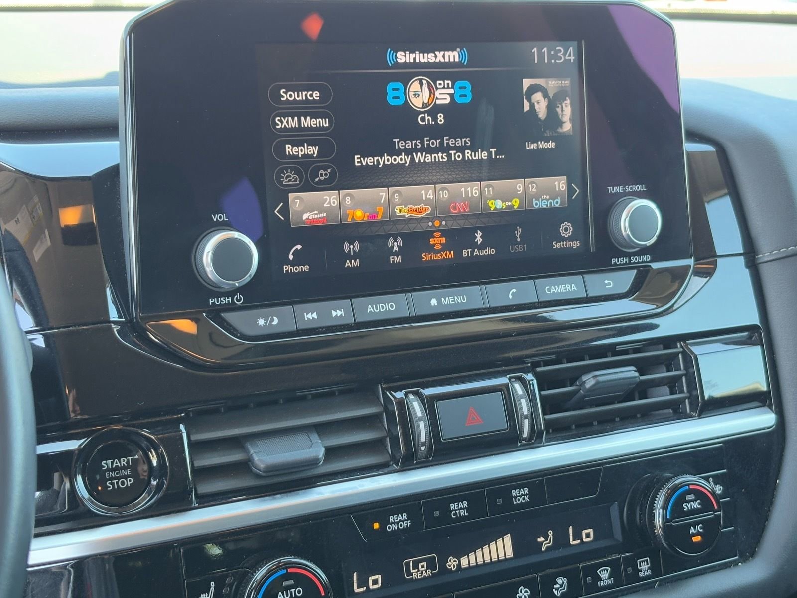 Certified 2025 Nissan Pathfinder SV image 22