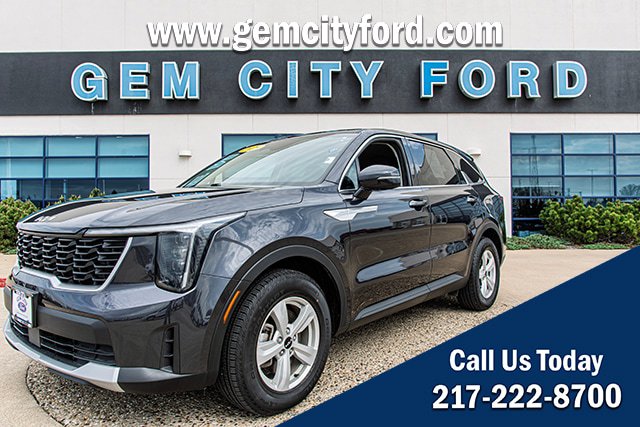 Used 2025 Kia Sorento LX