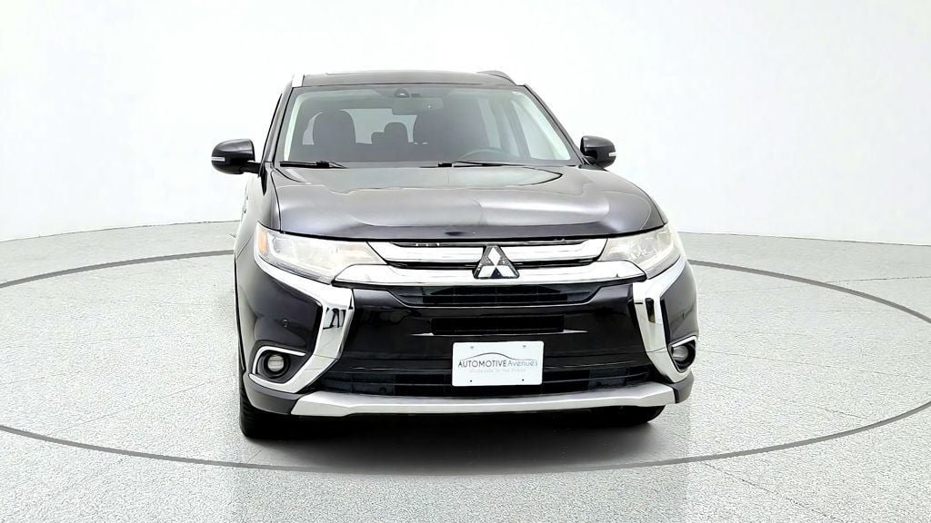 Used 2016 Mitsubishi Outlander GT AWD/4WD image 2