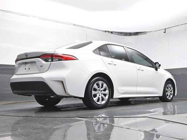 Used 2024 Toyota Corolla LE FWD image 36