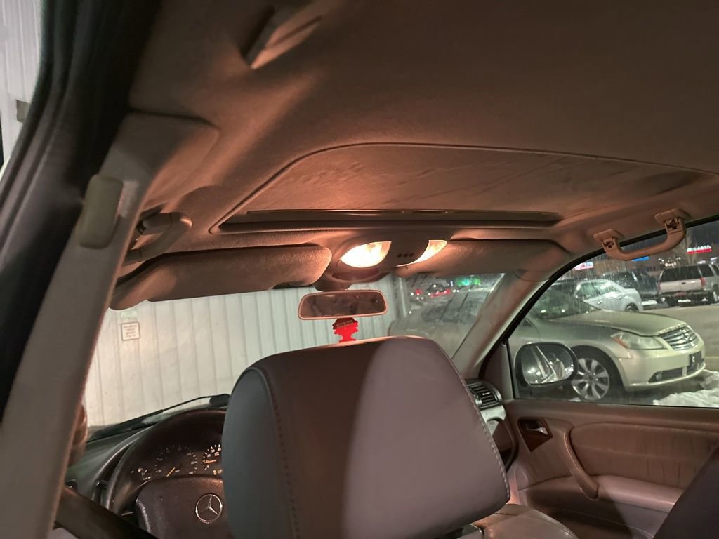 Used 2000 Mercedes-Benz ML 320 4MATIC image 28