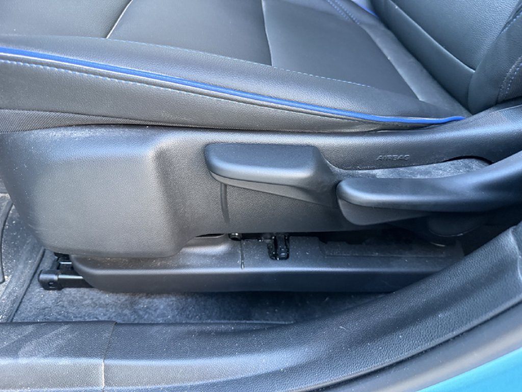 Used 2025 Buick Envista Sport Touring w/ Convenience II Package FWD image 13