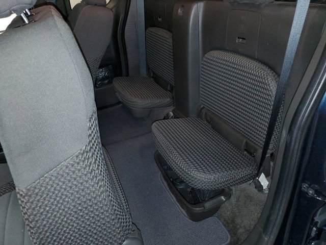 Used 2016 Nissan Frontier SV AWD/4WD image 26