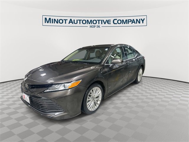 Used 2018 Toyota Camry XLE image 4