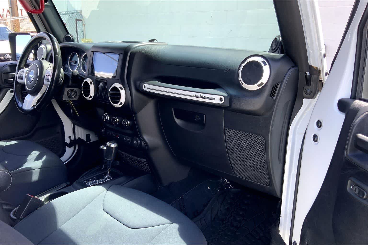 Used 2014 Jeep Wrangler Sahara AWD/4WD image 22