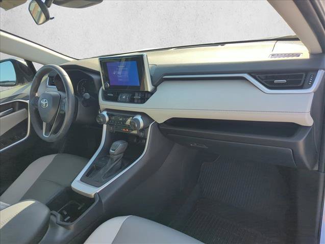 Used 2023 Toyota RAV4 XLE Premium FWD image 27