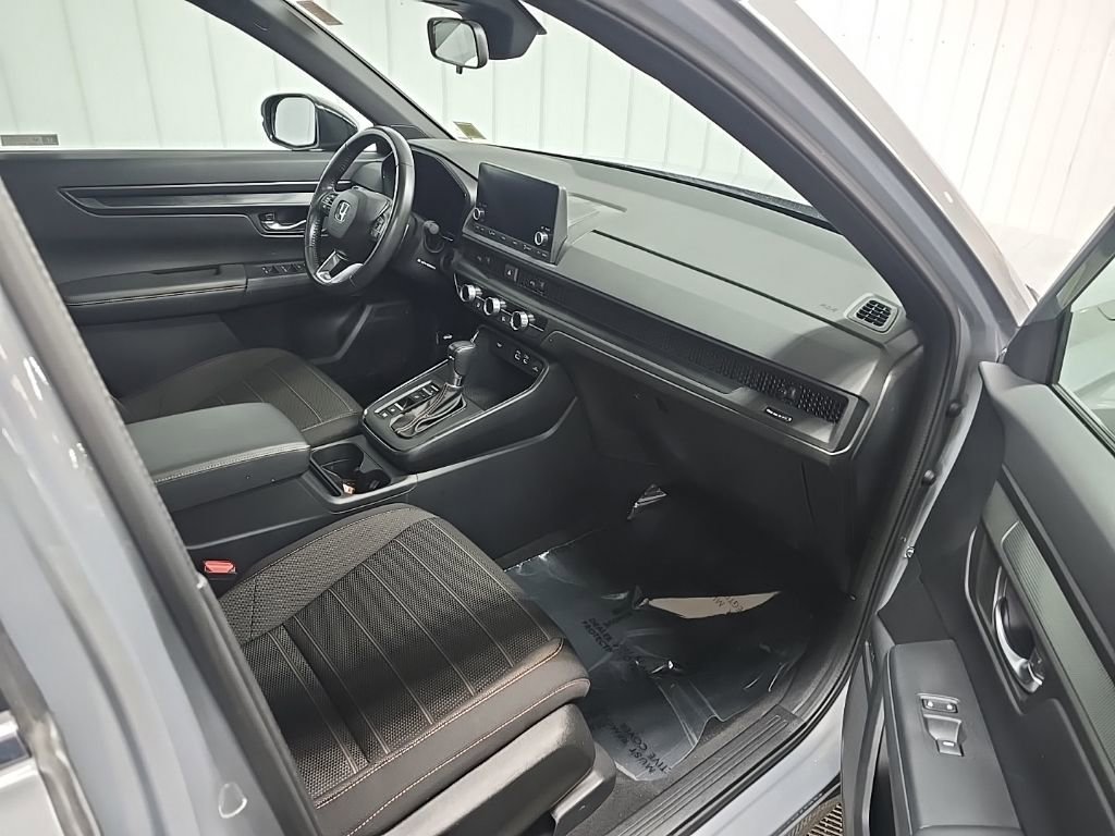 Used 2023 Honda CR-V Sport image 15