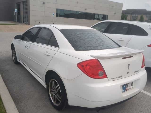 Used 2010 Pontiac G6 Sedan FWD image 4