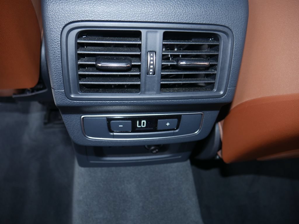 Certified 2024 Audi Q5 2.0T Premium Plus AWD/4WD image 35