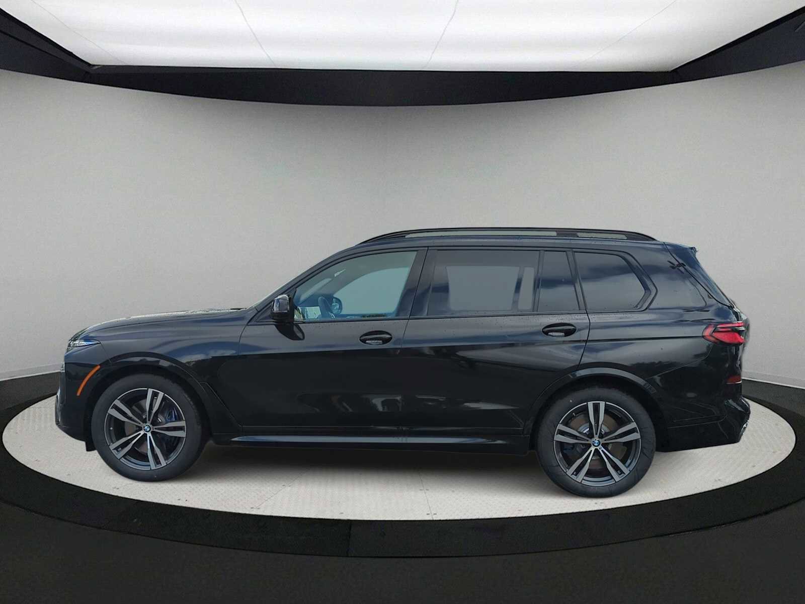 Used 2026 BMW X7 M60i AWD/4WD image 5
