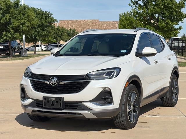 Used 2020 Buick Encore GX Essence image 3