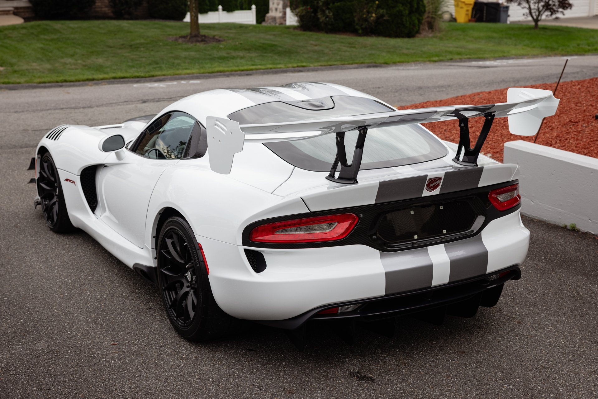 Used 2017 Dodge Viper ACR w/ Extreme Aero Package RWD image 18