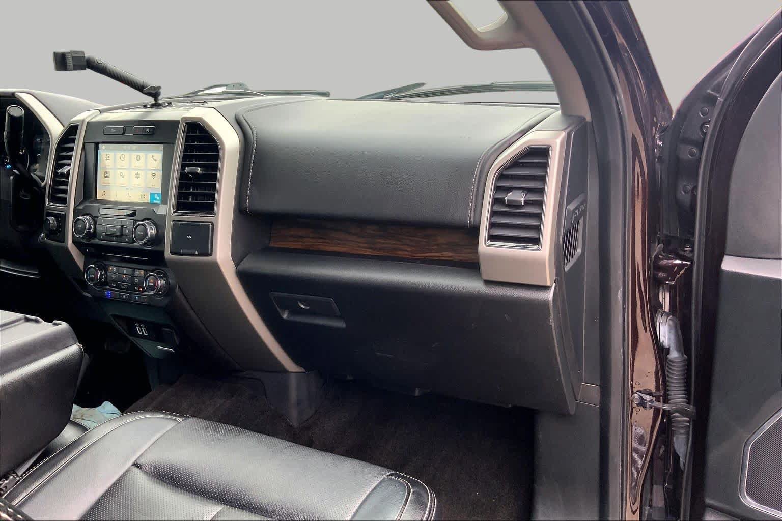Used 2018 Ford F150 Lariat AWD/4WD image 17