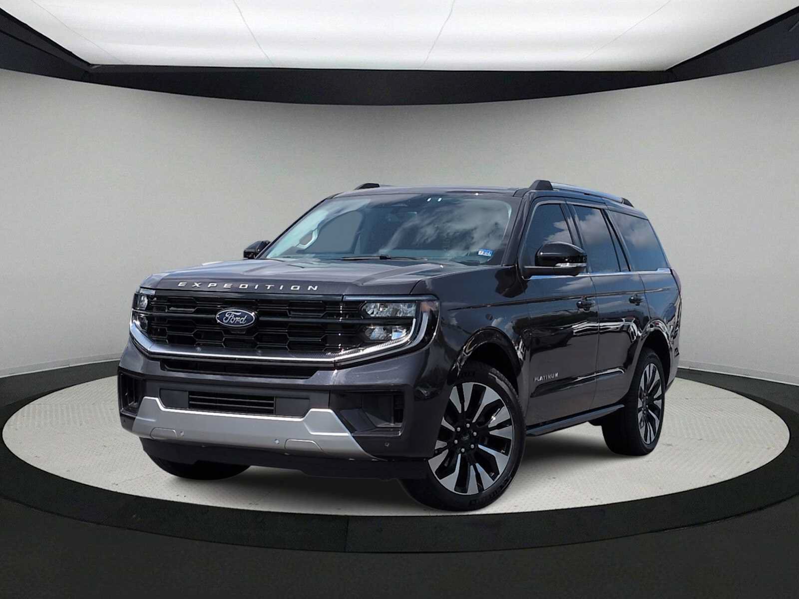 Used 2025 Ford Expedition Platinum w/ Driver's Package