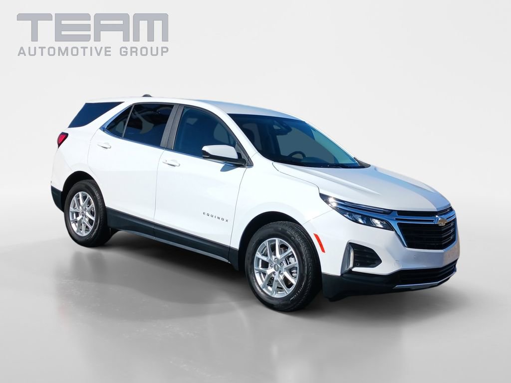 Used 2024 Chevrolet Equinox LT w/ LPO, Floor Liner Package image 1
