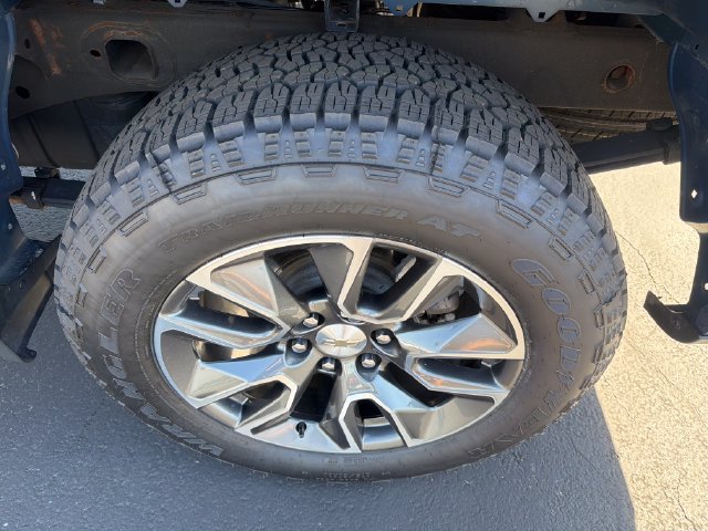 Certified 2024 Chevrolet Silverado 1500 LT AWD/4WD image 22