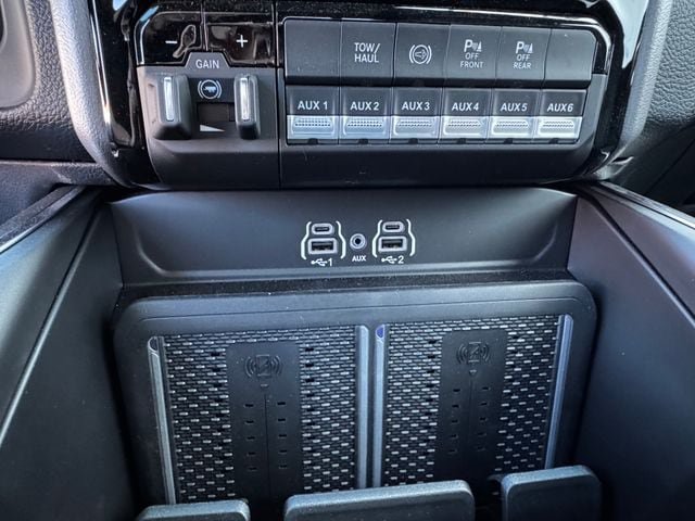 New 2026 RAM 2500 Big Horn AWD/4WD image 46