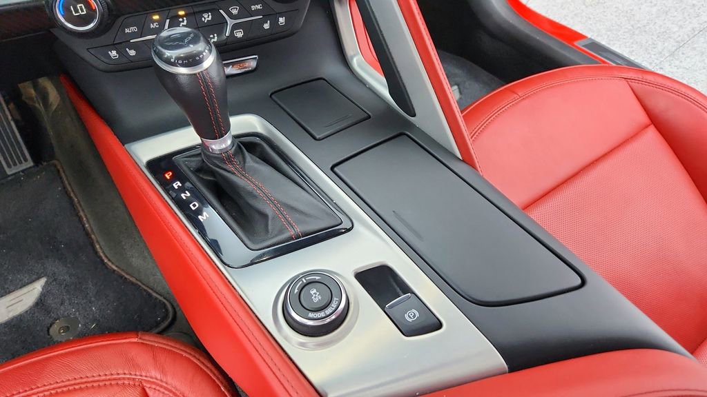 Used 2016 Chevrolet Corvette Z06 w/ 3LZ Preferred Equipment Group image 30