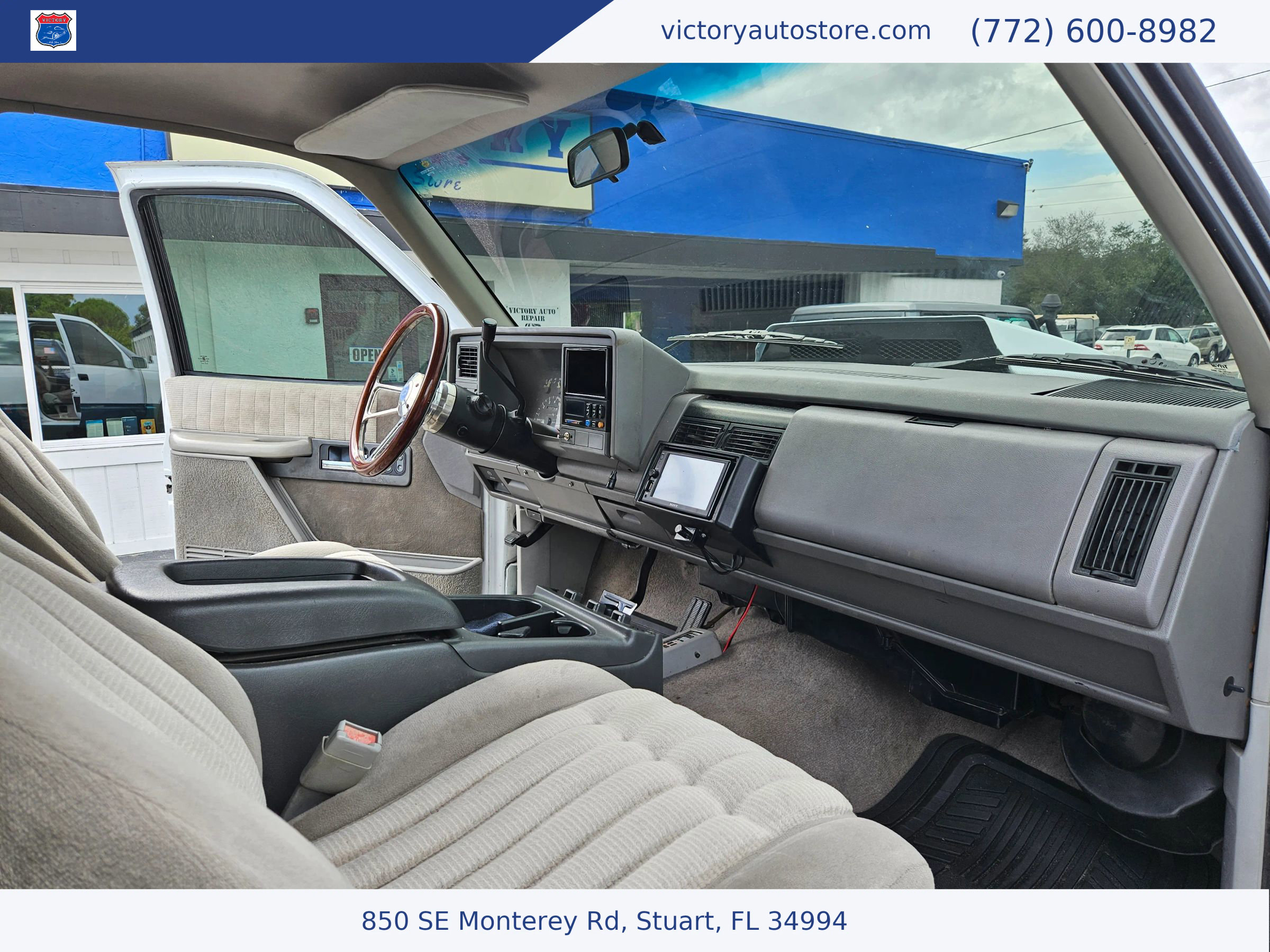 Used 1993 Chevrolet Silverado 1500 LT image 19