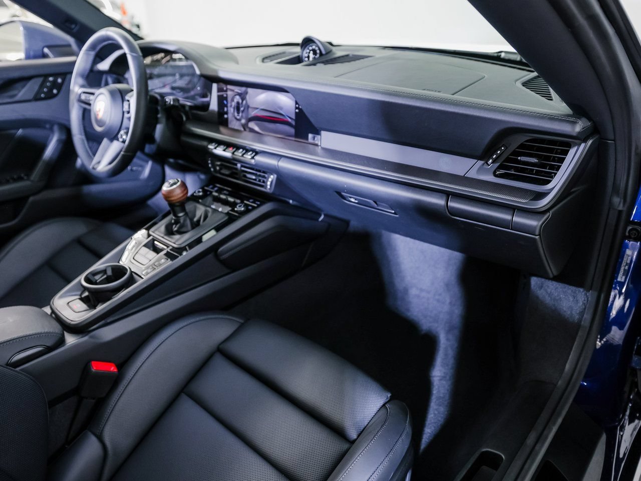 New 2026 Porsche 911 Carrera T RWD image 27
