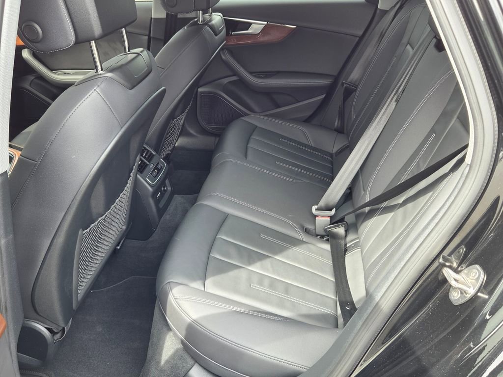 Used 2022 Audi A4 2.0T Premium Plus w/ Premium Plus Package image 12