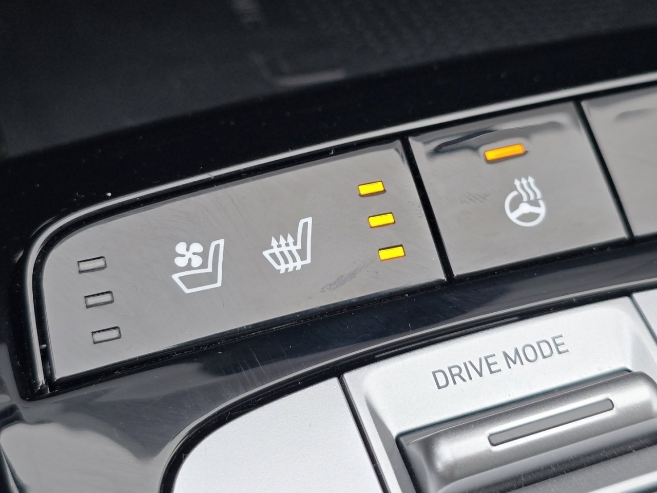 Used 2022 Hyundai Tucson Limited w/ Cargo Package image 9