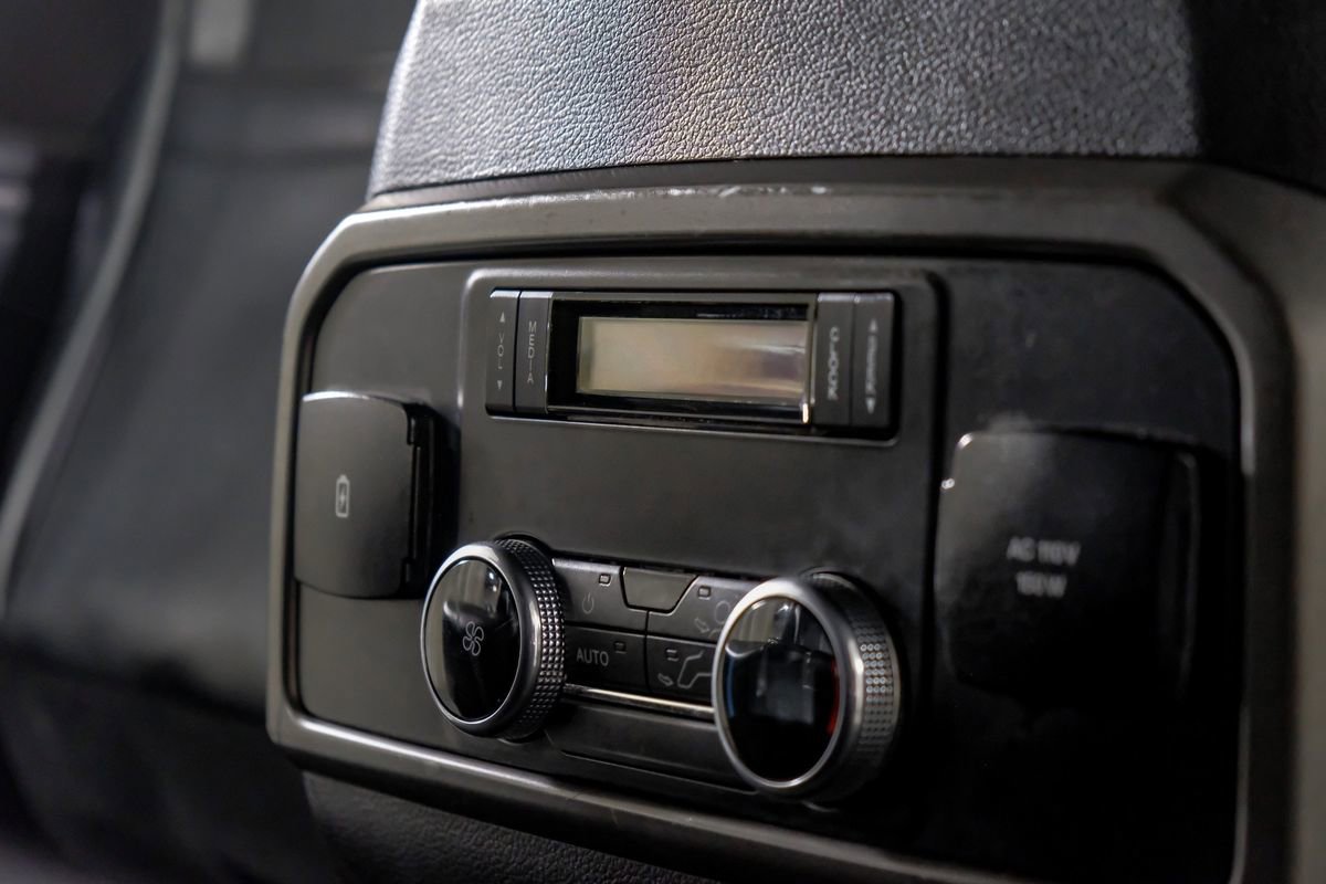 Used 2020 Ford Expedition XLT w/ Equipment Group 202A image 30