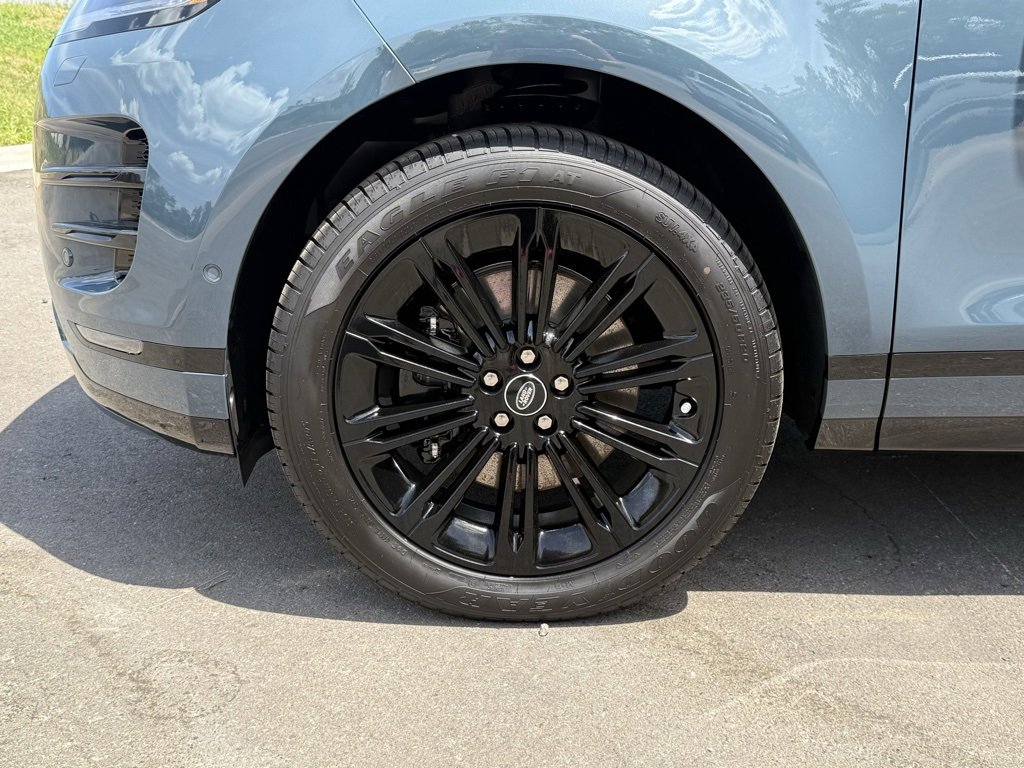 New 2026 Land Rover Range Rover Evoque Dynamic SE image 10