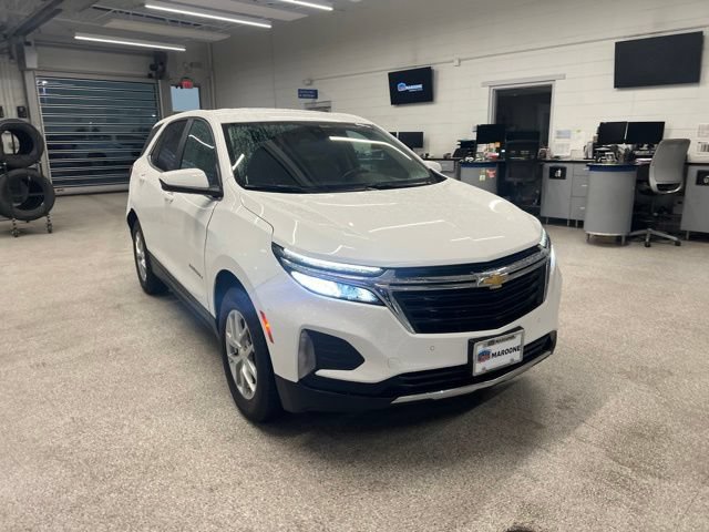 Used 2024 Chevrolet Equinox LT AWD/4WD image 3