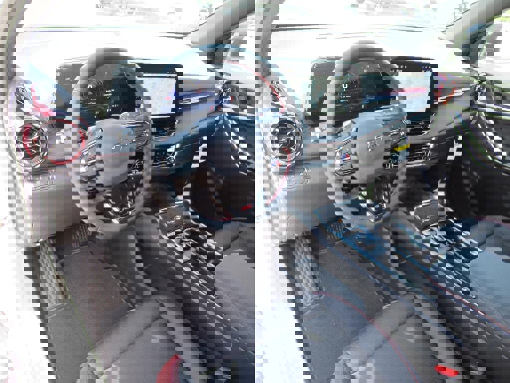 New 2026 Chevrolet Equinox RS image 15