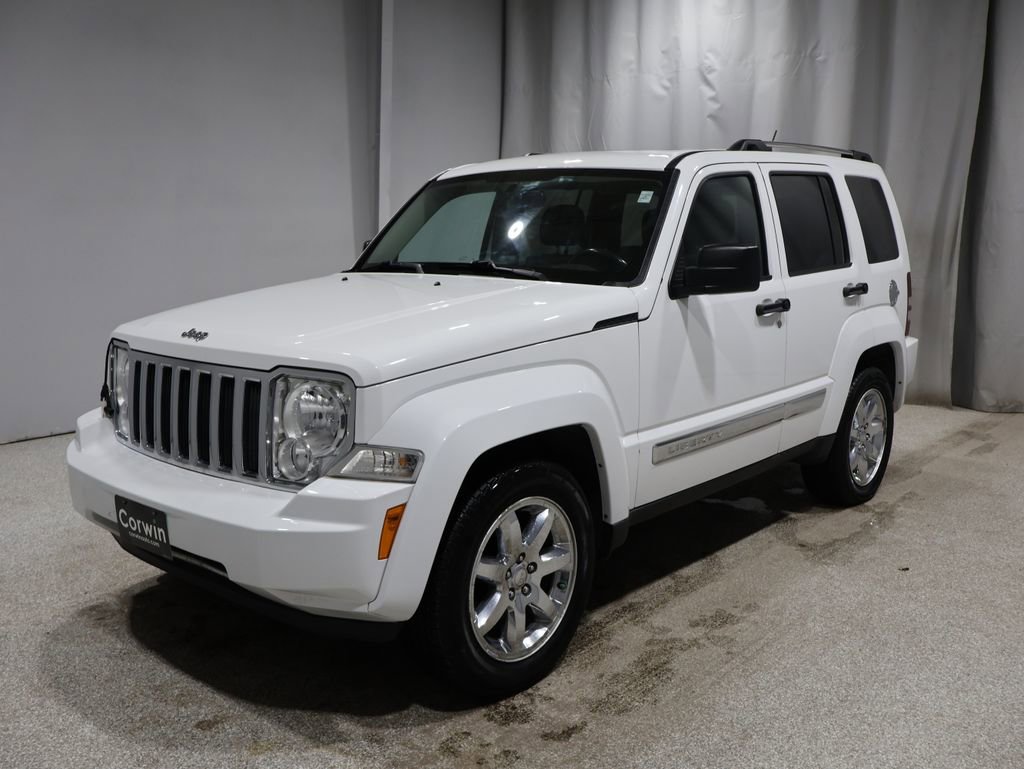 Used 2012 Jeep Liberty Limited w/ Tire & Wheel Group image 6