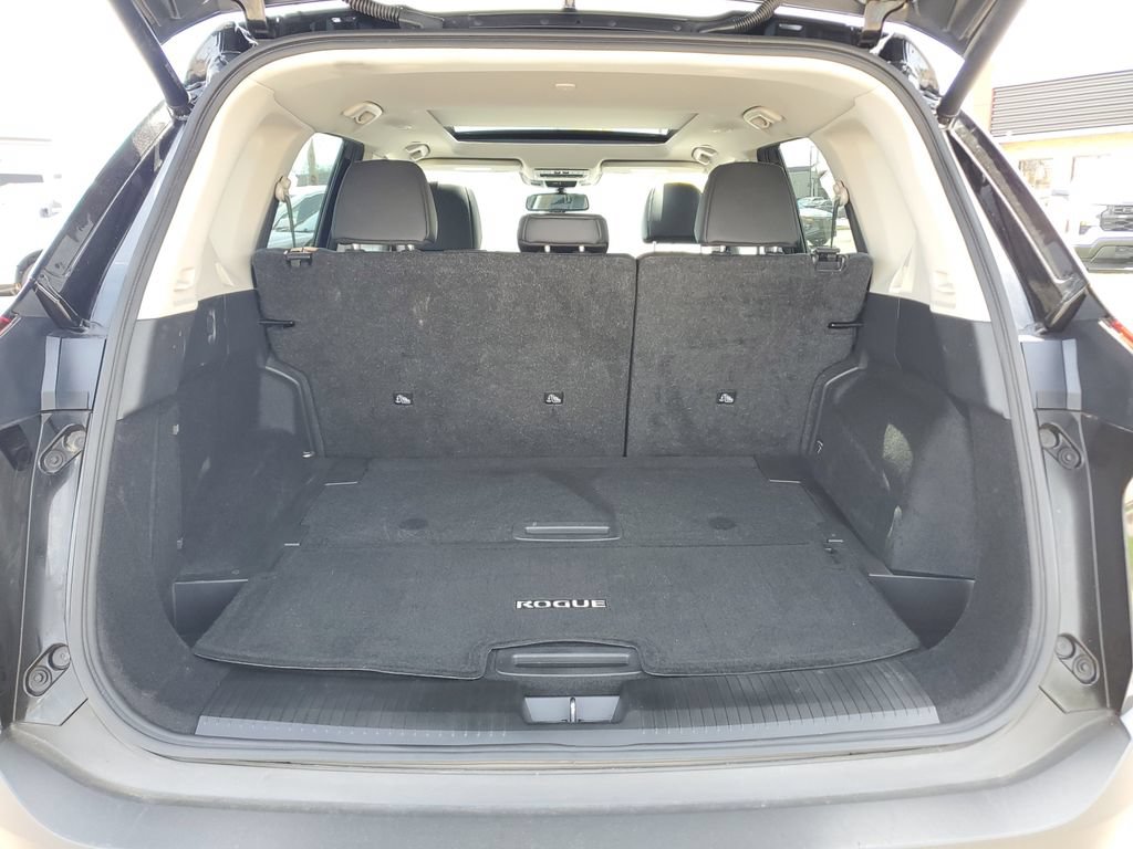 Used 2023 Nissan Rogue SL w/ SL Premium Package AWD/4WD image 8