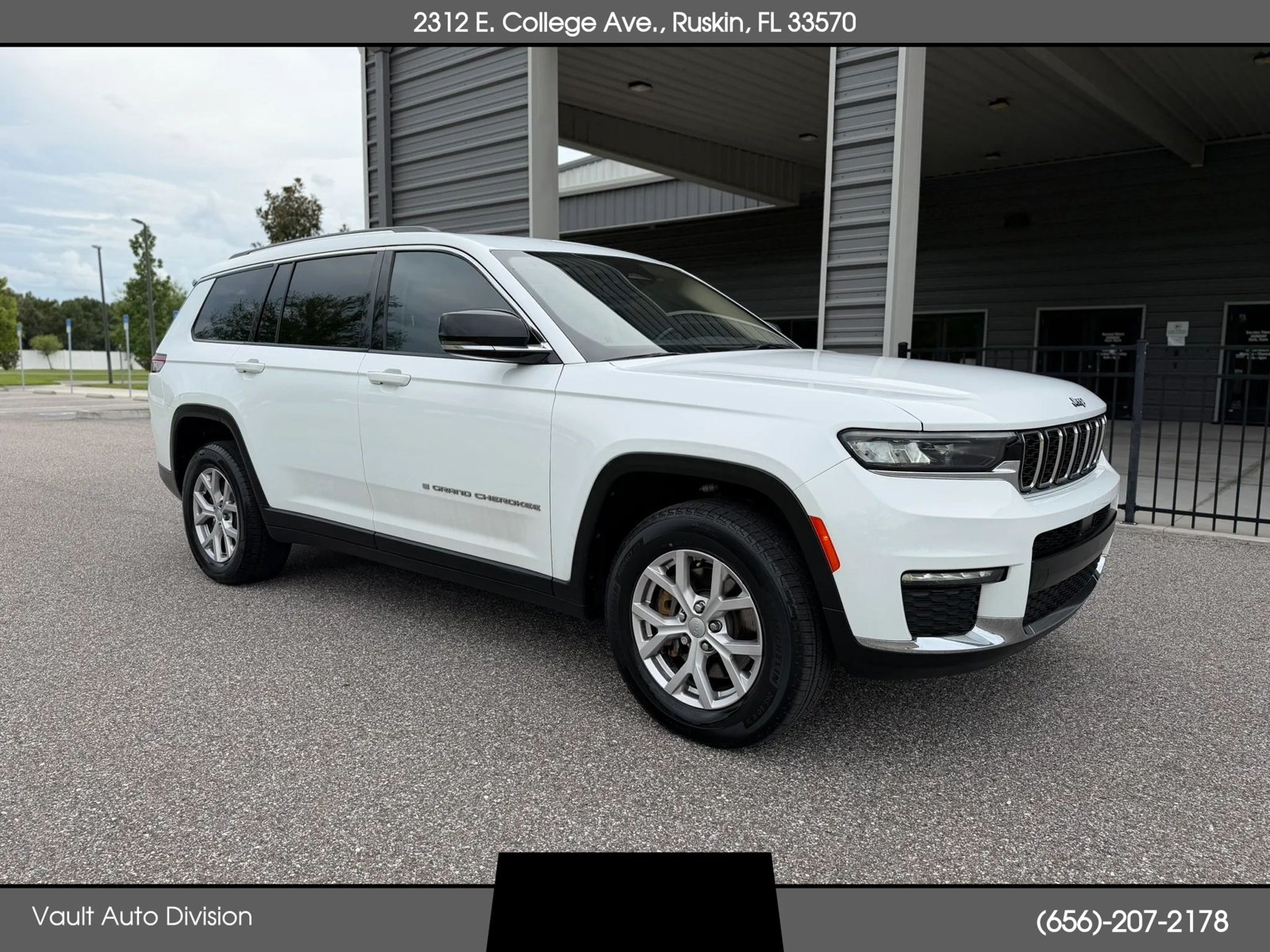 Used 2021 Jeep Grand Cherokee L Limited AWD/4WD image 1