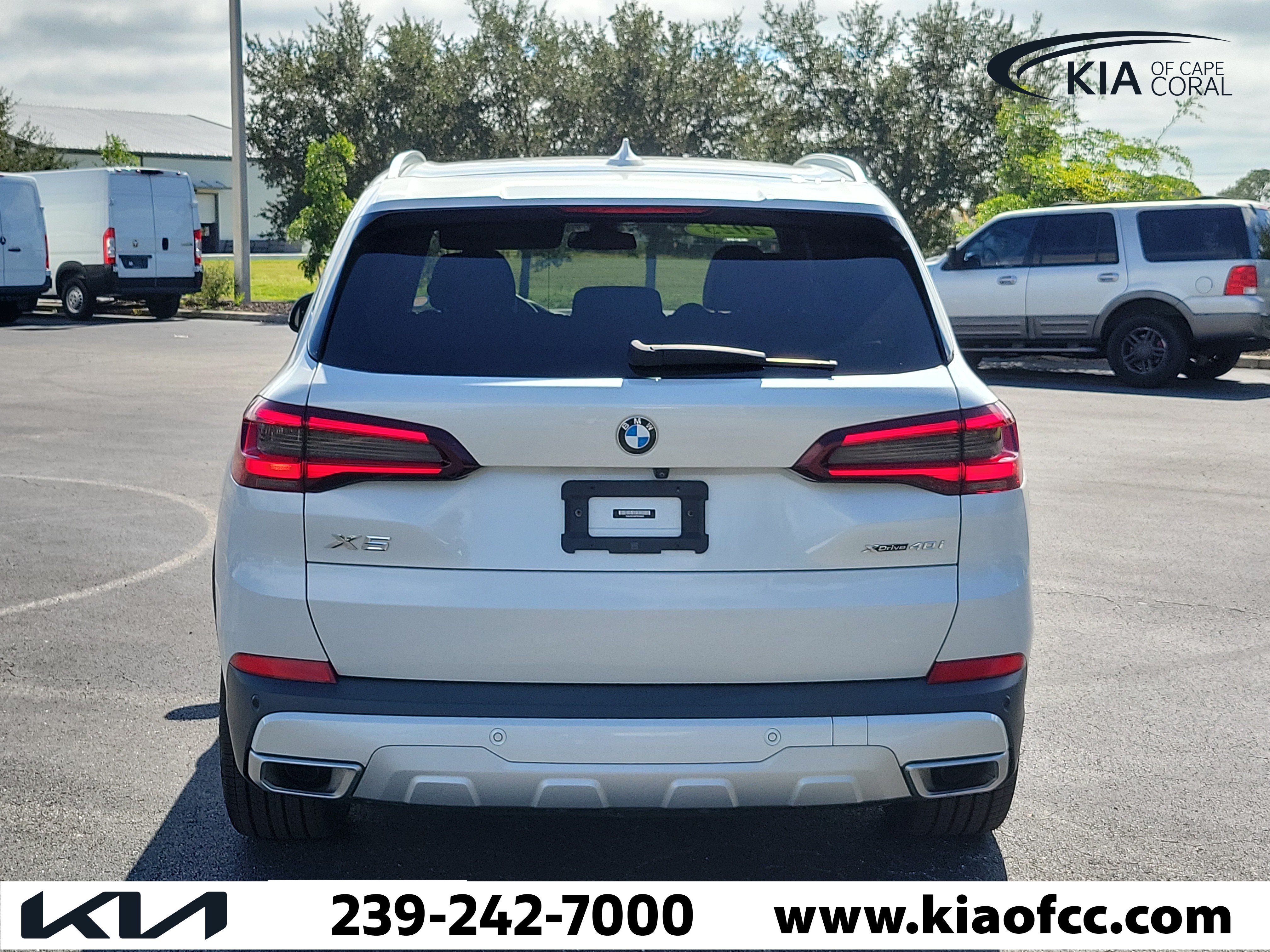 Used 2023 BMW X5 xDrive40i w/ Premium Package AWD/4WD image 5