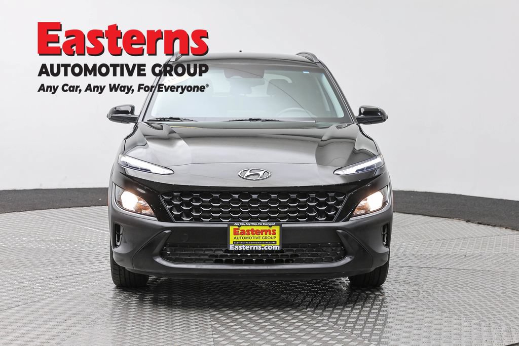 Used 2023 Hyundai Kona SEL w/ Cargo Package AWD/4WD image 2