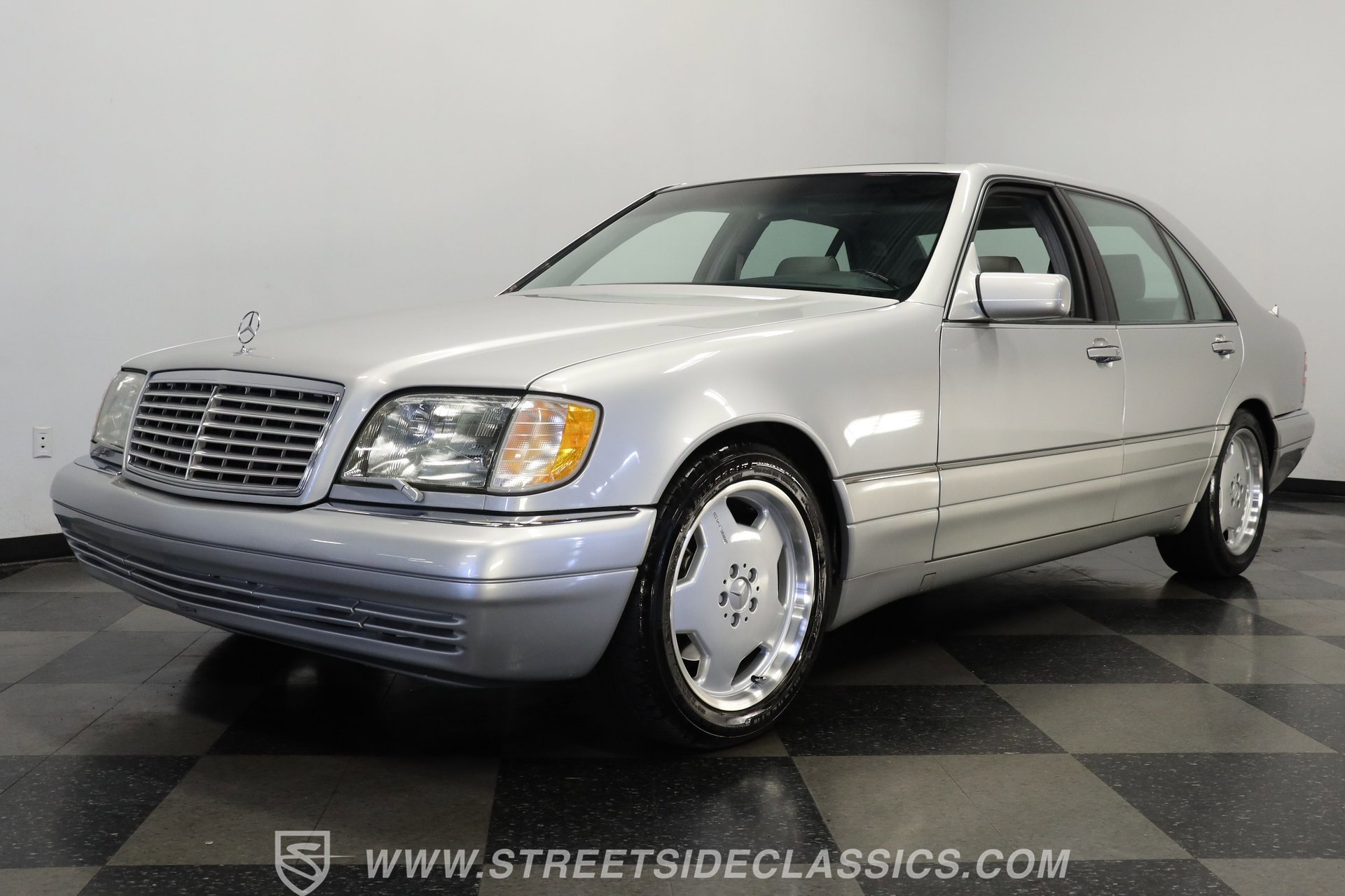 Used 1999 Mercedes-Benz S 500 Sedan image 20