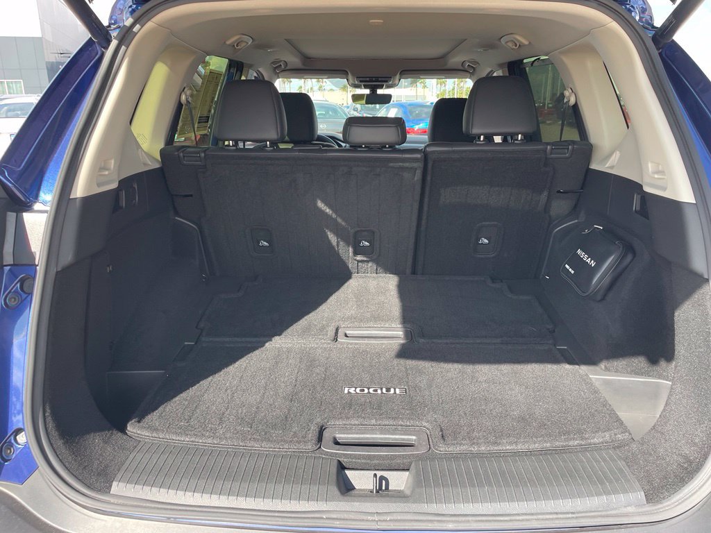 Certified 2023 Nissan Rogue Platinum w/ Platinum Premium Package FWD image 28